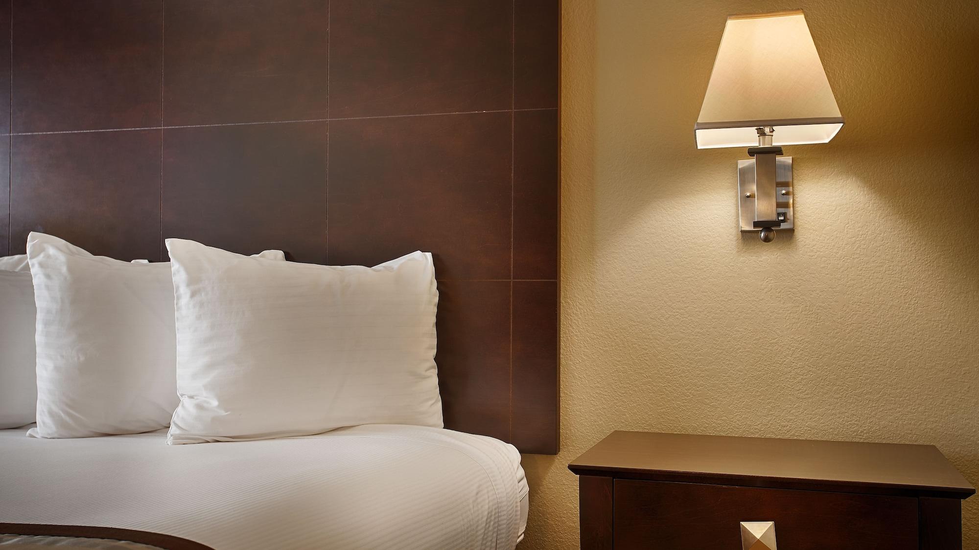 Best Western Brentwood Inn Esterno foto